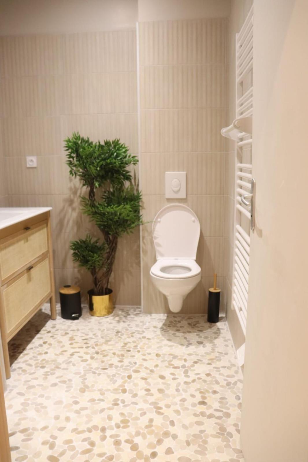 Loveroom Japon Avec Balneotherapie Tolone Esterno foto