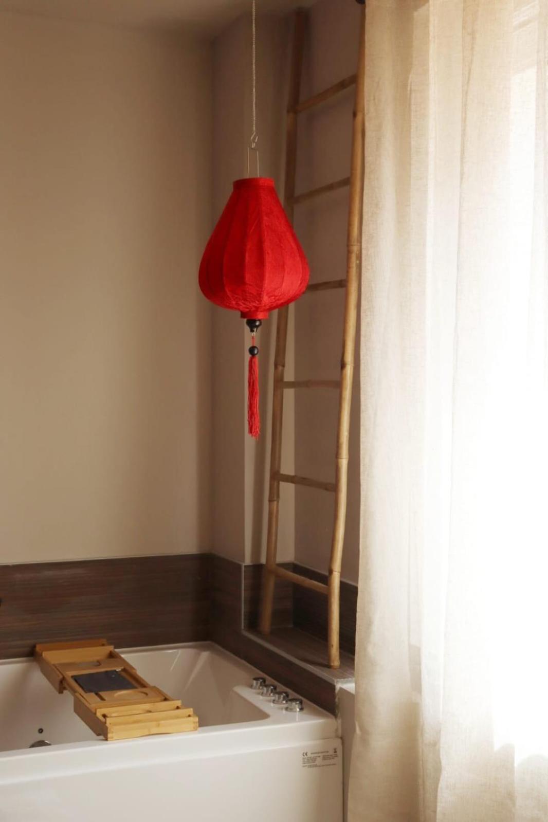 Loveroom Japon Avec Balneotherapie Tolone Esterno foto