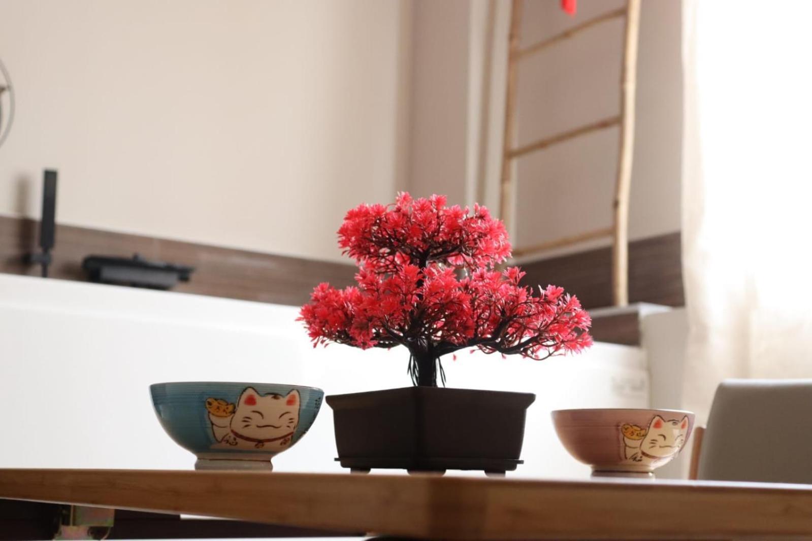 Loveroom Japon Avec Balneotherapie Tolone Esterno foto